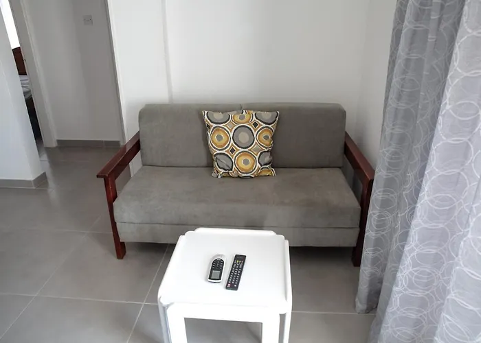 דירה Olive Island לרנקה