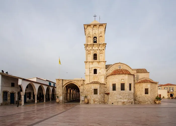 アパート Olive Island ラルナカ