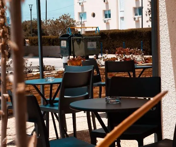 Olive Island شقة *